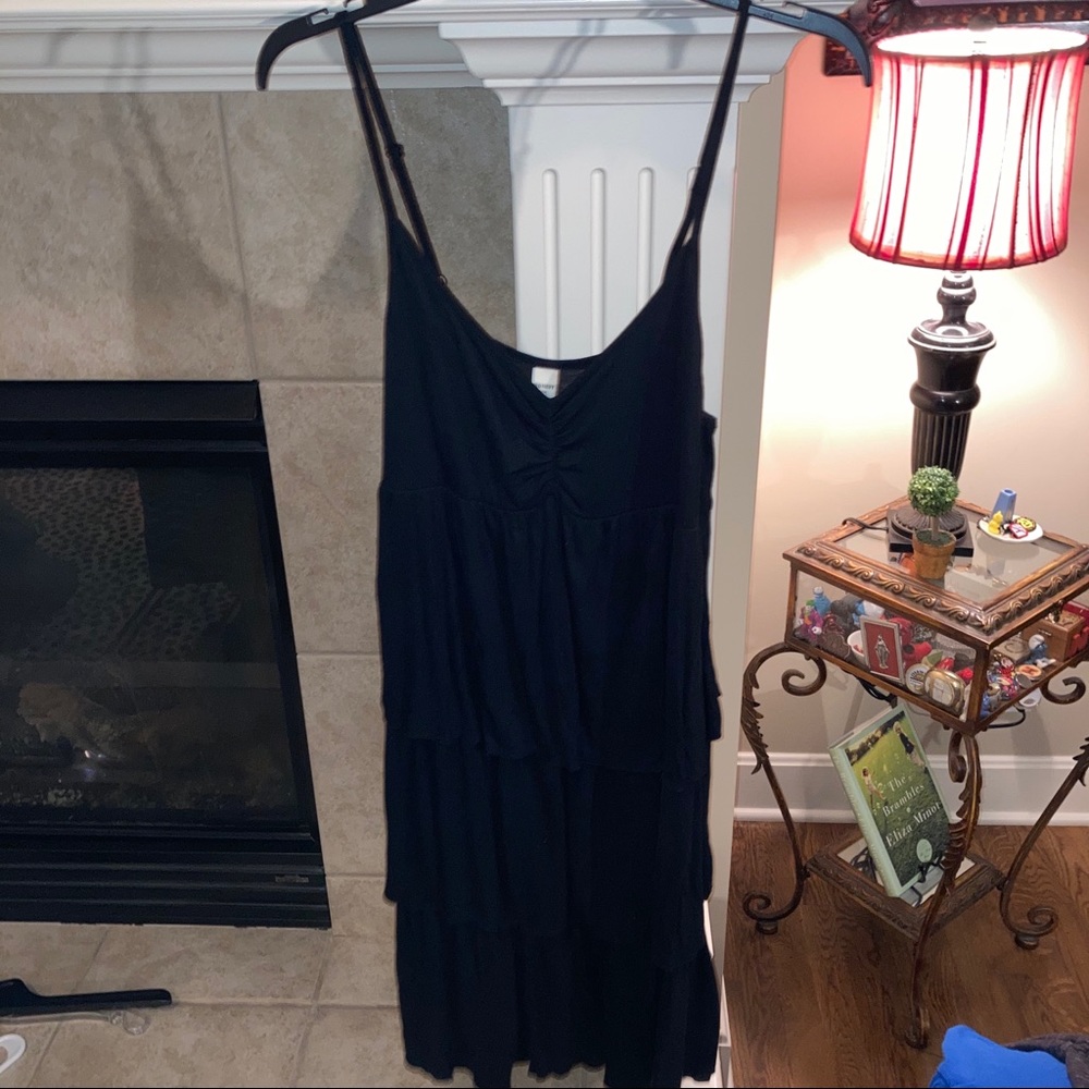 NWOT Old Navy black tiered ruffles strappy dress L